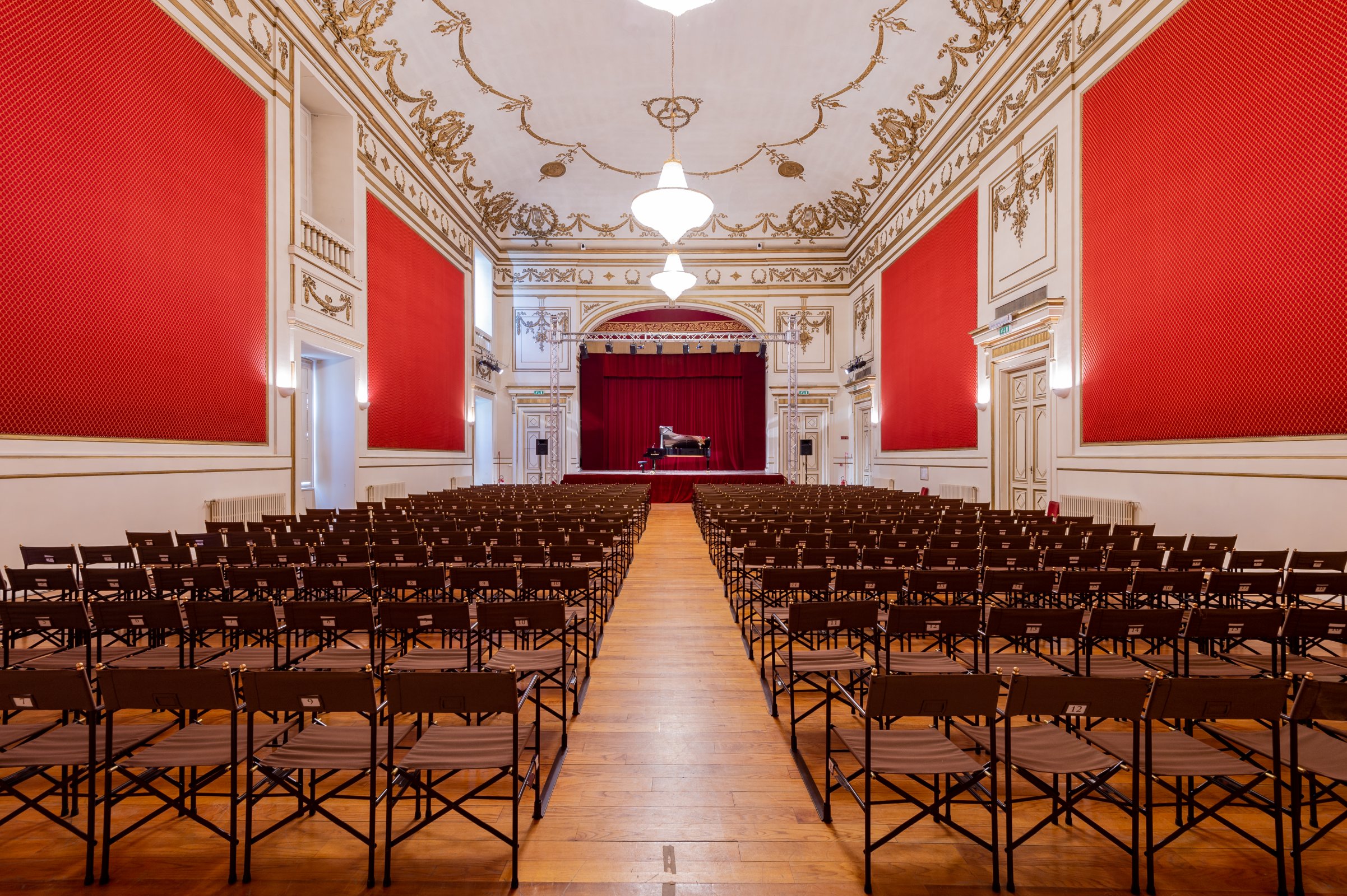 Teatro: alla Pergola Il nome della rosa